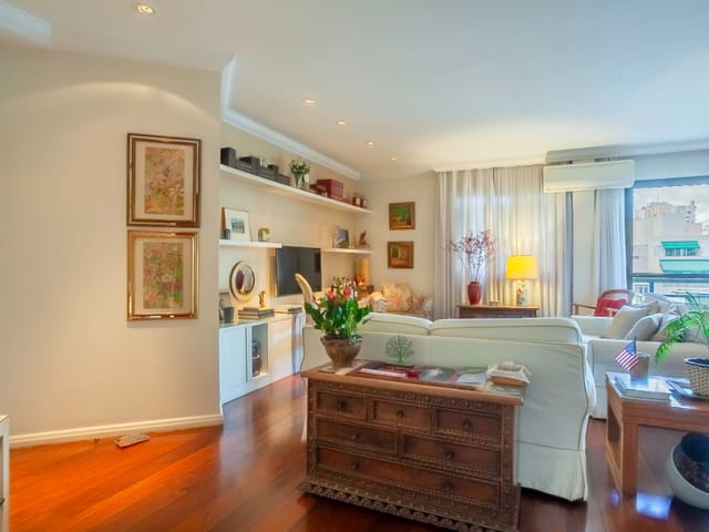 Apartamento com 143m² 2 quartos e 3 banheiros, à venda, no bairro Itaim Bibi em São Paulo