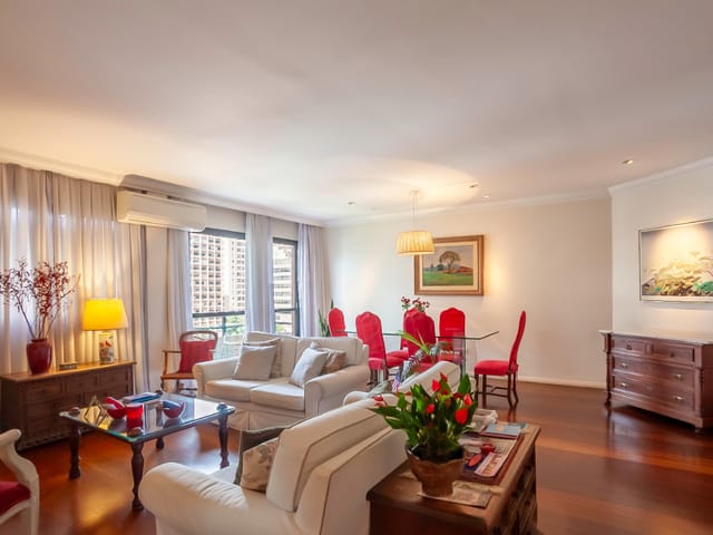 Apartamento com 143m² 2 quartos e 3 banheiros, à venda, no bairro Itaim Bibi em São Paulo