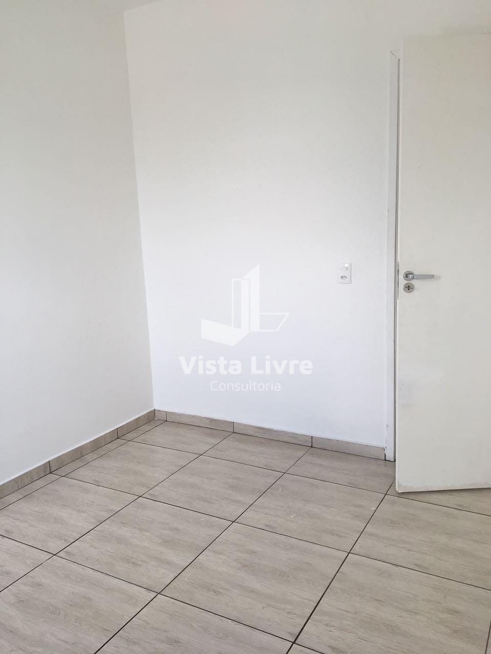 Apartamento à venda com 2 quartos, 60m² - Foto 2