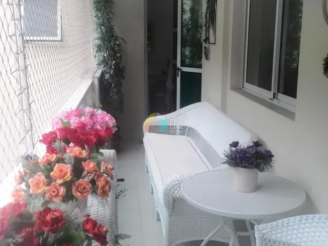 Apartamento com 80m² 3 quartos e 2 banheiros, à venda, no bairro Laranjeiras em Rio de Janeiro