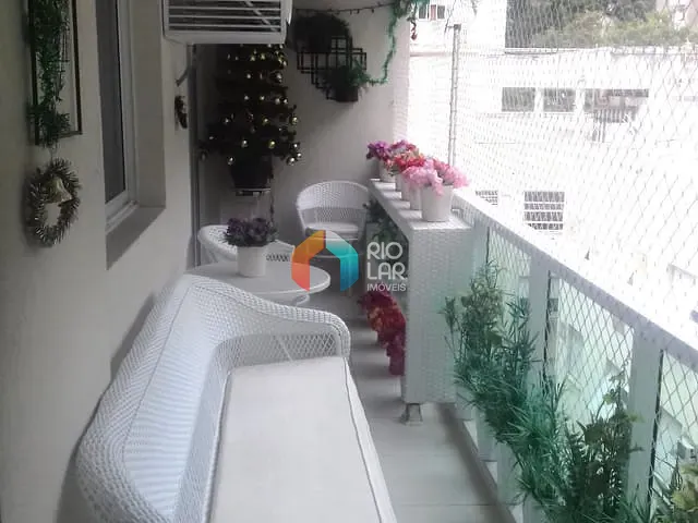 Apartamento com 80m² 3 quartos e 2 banheiros, à venda, no bairro Laranjeiras em Rio de Janeiro
