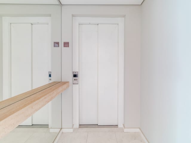 Apartamento com 335m² 3 quartos e 5 banheiros, à venda, no bairro Vila Uberabinha em São Paulo