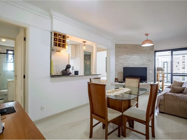 Foto do Apartamento - Apartamento à venda 2 Quartos 1 Suite 1 Vaga 56M² Moema São Paulo - SP | Lares e Andares Imóveis