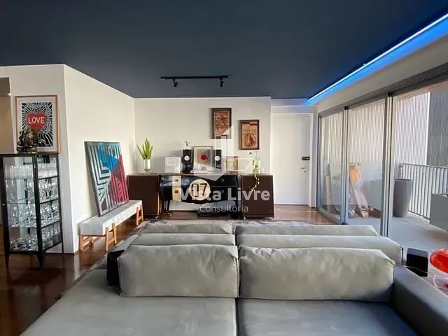 Apartamento com 162m² 2 quartos e 3 banheiros, à venda, no bairro Jardim das Bandeiras em São Paulo