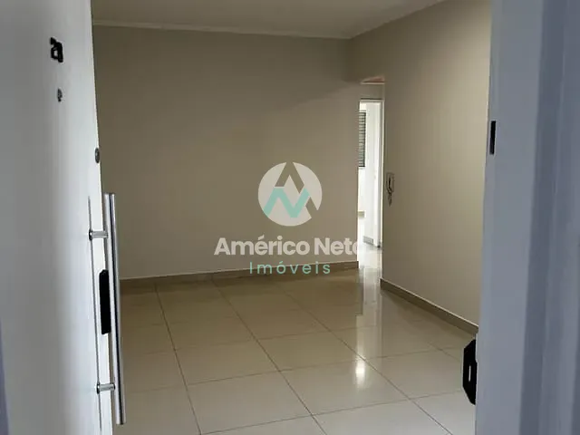 Apartamento 2 quartos e 1 banheiro, à venda, no bairro Cerâmica em São Caetano do Sul