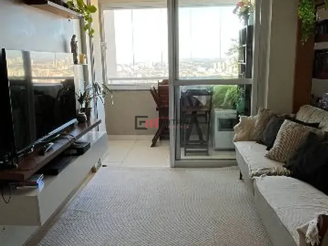 Apartamento 2 quartos e 2 banheiros, à venda, no bairro Vila Siam em Londrina