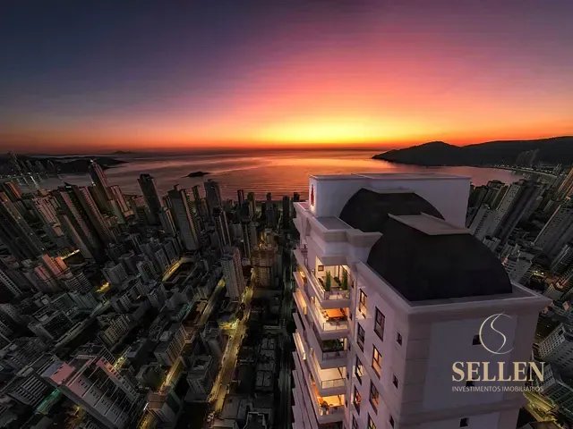 Apartamento 4 quartos e 4 banheiros, à venda, no bairro Centro em Balneário Camboriú