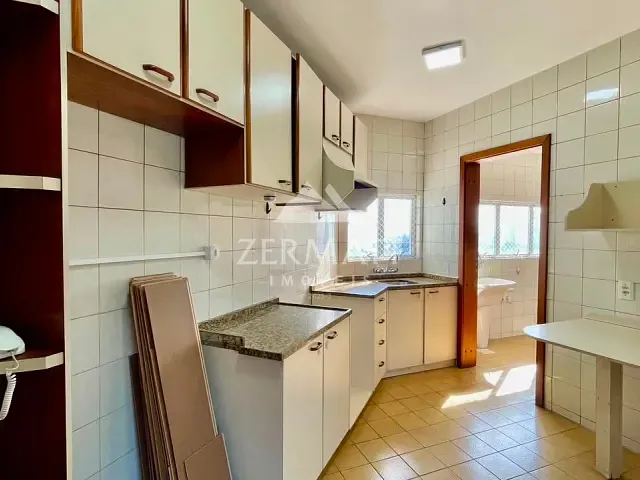 Apartamento 3 quartos e 2 banheiros, para alugar, no bairro Velha em Blumenau