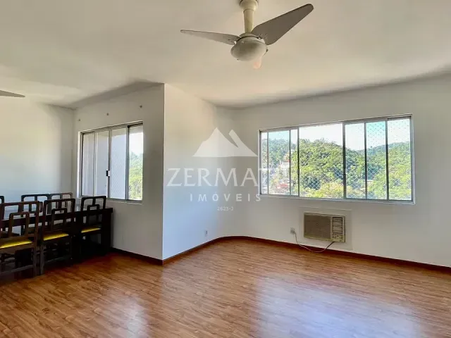 Apartamento 3 quartos e 2 banheiros, para alugar, no bairro Velha em Blumenau