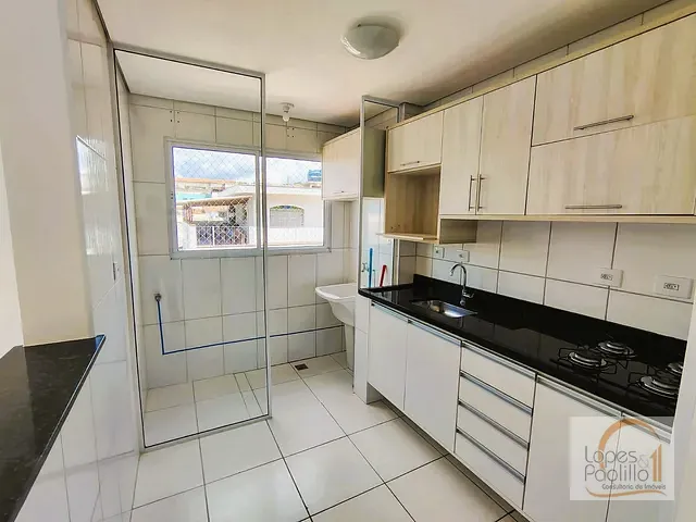 Apartamento com 6m² 2 quartos e 2 banheiros, à venda, no bairro Jardim Alvinópolis em Atibaia