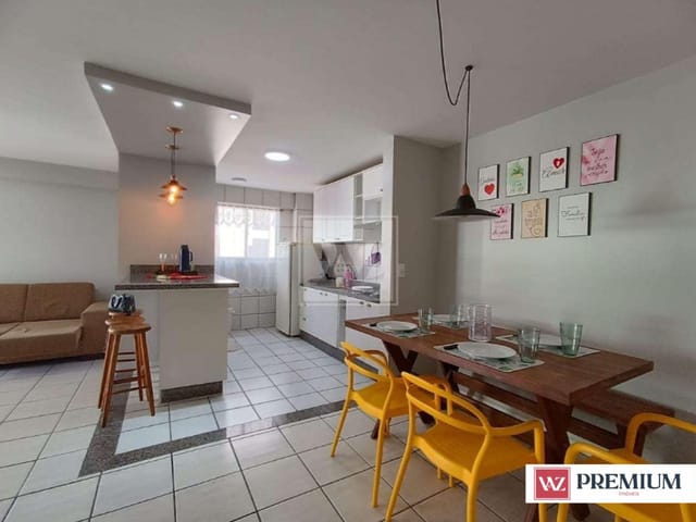 Apartamento 3 quartos e 2 banheiros, para alugar, no bairro Meia Praia em Itapema
