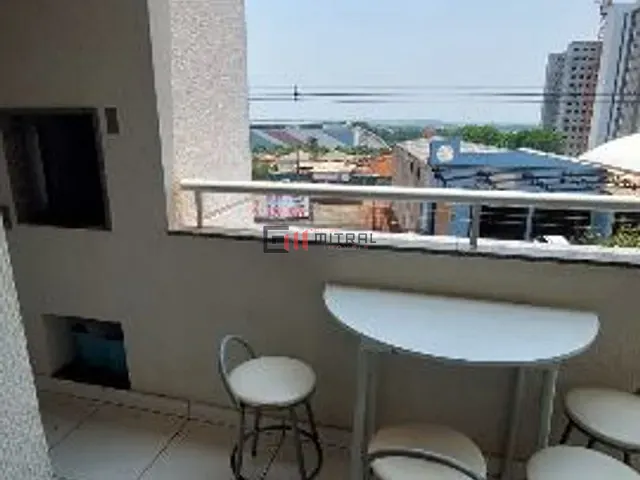 Apartamento 3 quartos e 2 banheiros, à venda, no bairro Vila Siam em Londrina