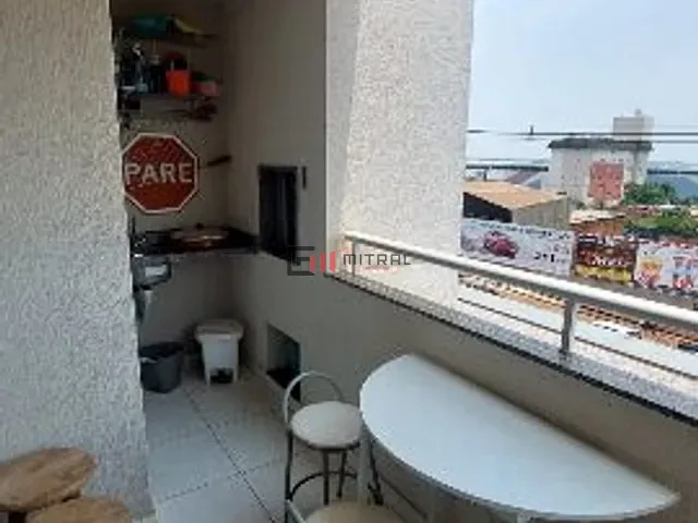 Apartamento 3 quartos e 2 banheiros, à venda, no bairro Vila Siam em Londrina