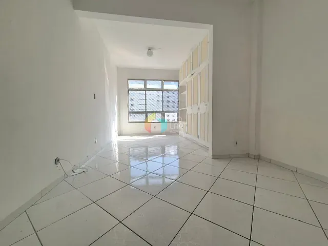 Apartamento com 34m² 1 quarto e 1 banheiro, à venda, no bairro Copacabana em Rio de Janeiro