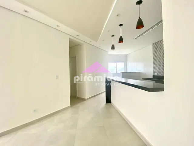 Apartamento com 95m² 3 quartos e 2 banheiros, à venda, no bairro Parque Balneário Poiares em Caraguatatuba