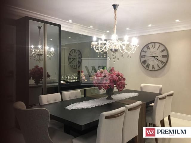 Apartamento com 300m² 4 quartos e 5 banheiros, à venda ou para alugar, no bairro Meia Praia em Itapema