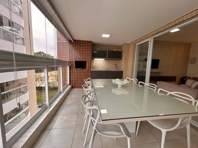 Apartamento 2 quartos e 2 banheiros, à venda, no bairro São Lourenço em Bertioga