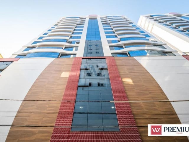 Apartamento com 257m² 3 quartos e 4 banheiros, à venda, no bairro Meia Praia em Itapema