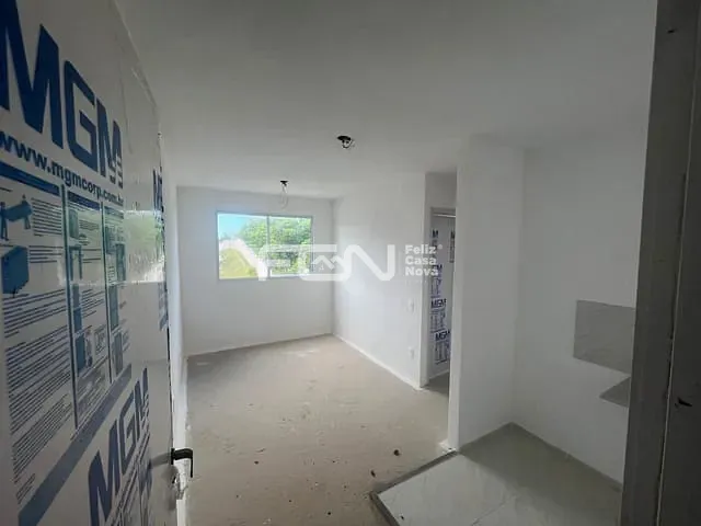 Apartamento 2 quartos e 1 banheiro, à venda, no bairro Malícia (Abrantes) em Camaçari