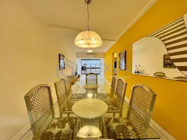 Apartamento com 132m² 3 quartos e 3 banheiros, à venda, no bairro Jardim Astúrias em Guarujá