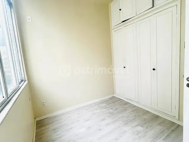 Apartamento 2 quartos e 2 banheiros, à venda, no bairro Copacabana em Rio de Janeiro