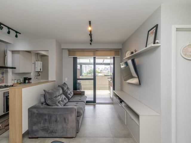 Apartamento com 2631m² 2 quartos e 2 banheiros, à venda, no bairro Vila Prudente em São Paulo