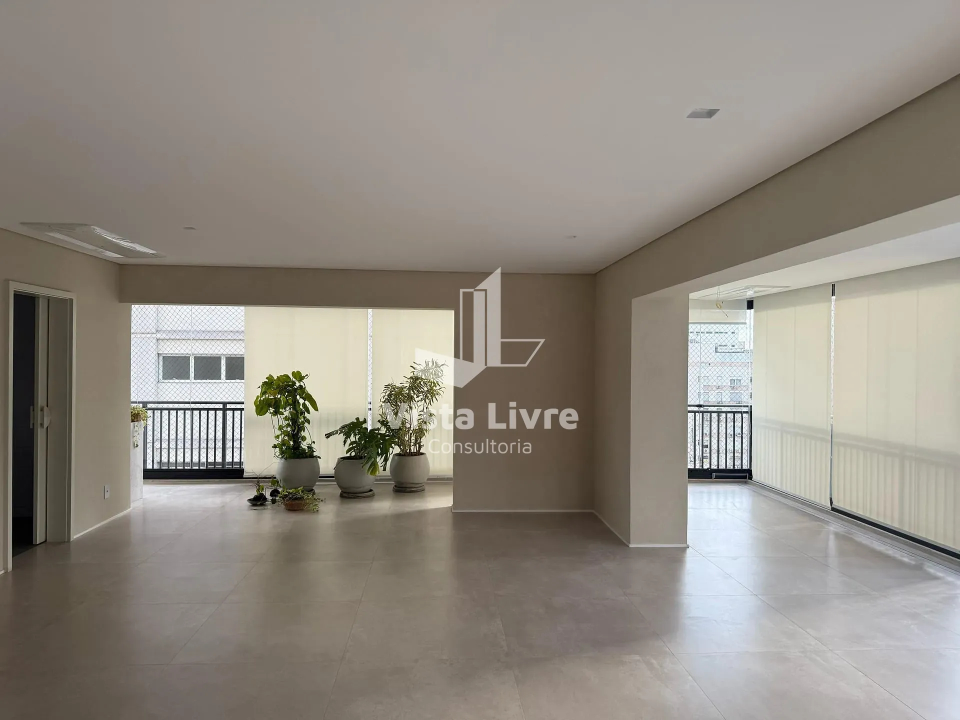 Apartamento, 3 quartos, 226 m² - Foto 2