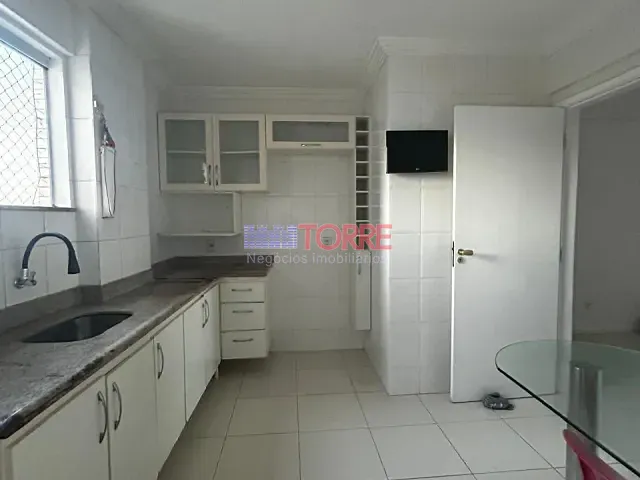 Apartamento 2 quartos e 3 banheiros, à venda, no bairro São Francisco em Ilhéus