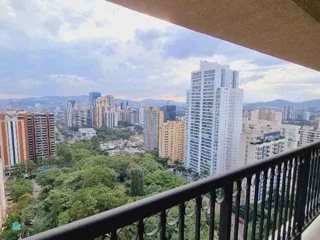 Apartamento com 360m² 4 quartos e 6 banheiros, à venda, no bairro Alphaville Centro em Barueri