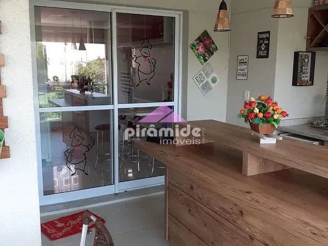 Apartamento com 190m² 4 quartos e 4 banheiros, à venda, no bairro Jardim das Colinas em São José dos Campos
