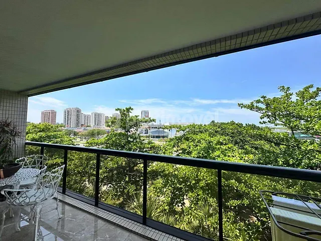 Apartamento com 136m² 4 quartos e 4 banheiros, à venda, no bairro Barra da Tijuca em Rio de Janeiro