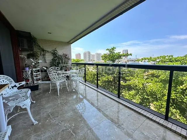 Apartamento com 136m² 4 quartos e 4 banheiros, à venda, no bairro Barra da Tijuca em Rio de Janeiro