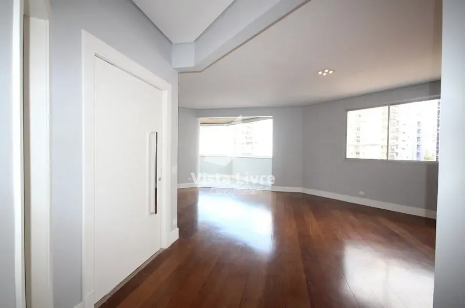 Apartamento, 3 quartos, 244 m² - Foto 1