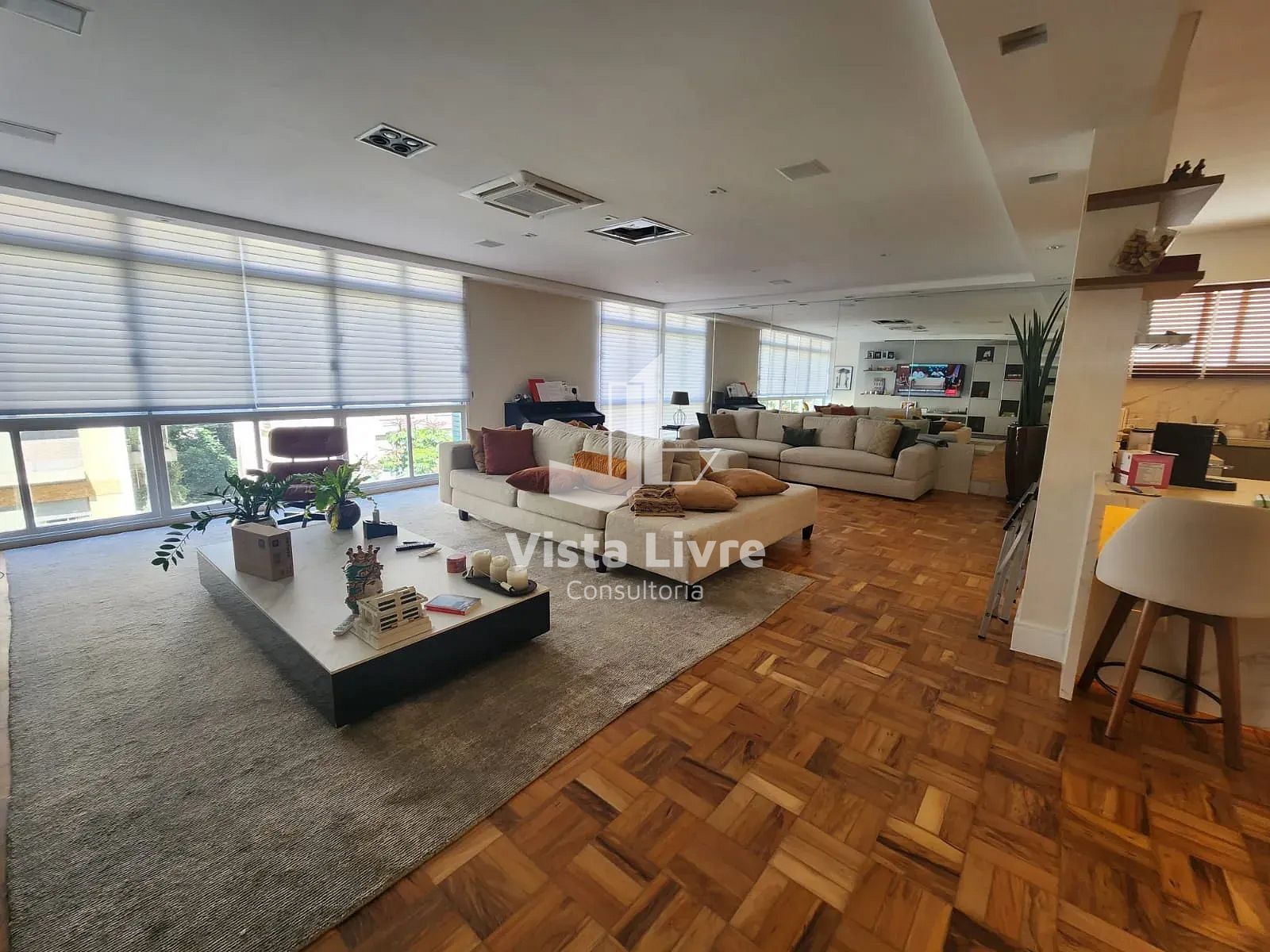 Apartamento, 3 quartos, 220 m² - Foto 1