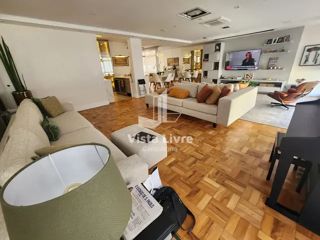 Apartamento com 220m² 3 quartos e 3 banheiros, à venda, no bairro Higienópolis em São Paulo