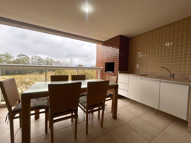 Apartamento 2 quartos e 2 banheiros, à venda ou para alugar, no bairro São Lourenço em Bertioga