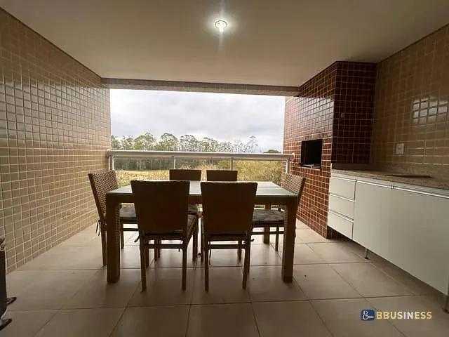 Apartamento 2 quartos e 2 banheiros, à venda ou para alugar, no bairro São Lourenço em Bertioga