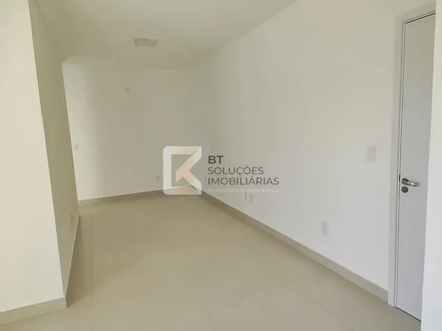 Apartamento 2 quartos e 2 banheiros, à venda, no bairro Jardim Santiago em Indaiatuba
