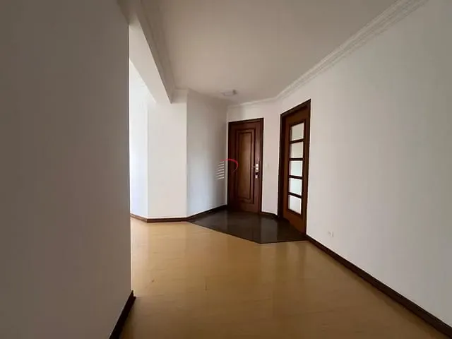 Apartamento com 135m² 3 quartos e 3 banheiros, para alugar, no bairro Jardim Higienópolis em Londrina