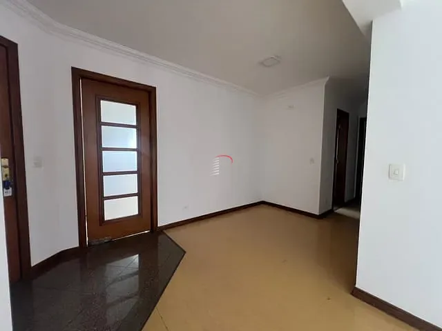 Apartamento com 135m² 3 quartos e 3 banheiros, para alugar, no bairro Jardim Higienópolis em Londrina