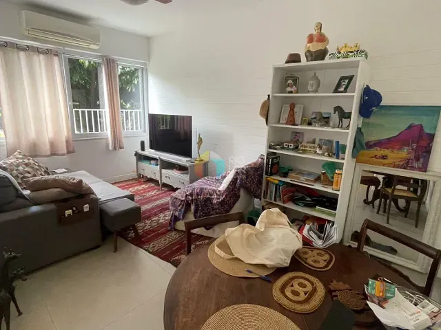 Apartamento com 80m² 2 quartos e 1 banheiro, à venda, no bairro Leblon em Rio de Janeiro