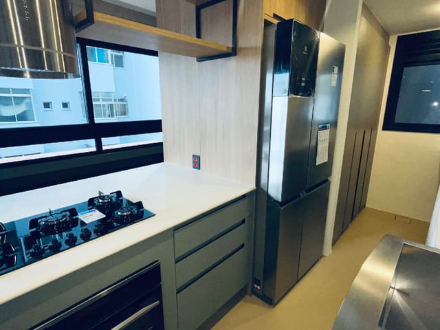 Apartamento com 105m² 2 quartos e 2 banheiros, à venda, no bairro Vila Madalena em São Paulo