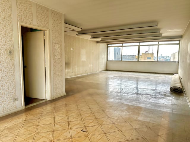 Apartamento com 260m² 4 quartos e 2 banheiros, à venda, no bairro Bom Retiro em São Paulo