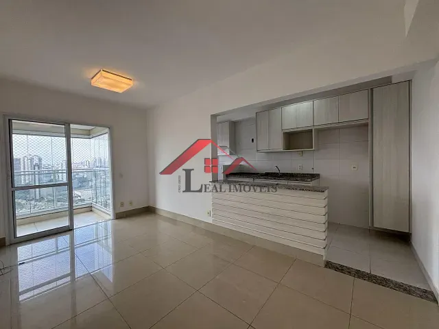 Apartamento com 66m² 2 quartos e 2 banheiros, à venda ou para alugar, no bairro Jardim em Santo André