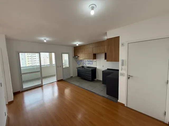 Apartamento 3 quartos e 2 banheiros, à venda ou para alugar, no bairro Parque Industrial em São José dos Campos