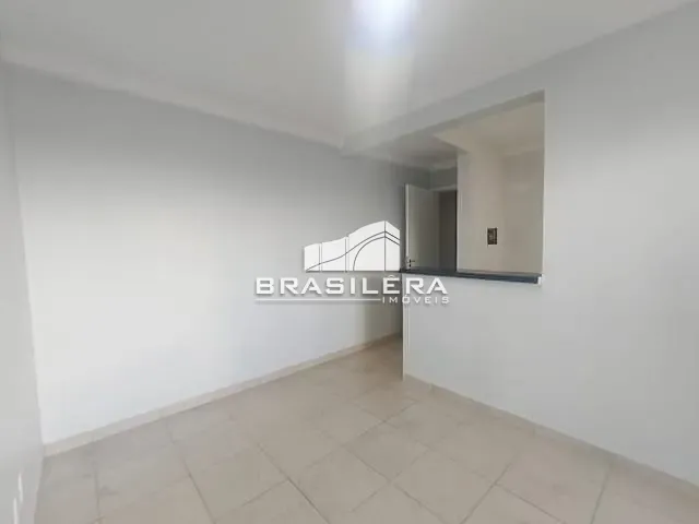Apartamento 2 quartos e 1 banheiro, à venda, no bairro Jardim Luz em Aparecida de Goiânia