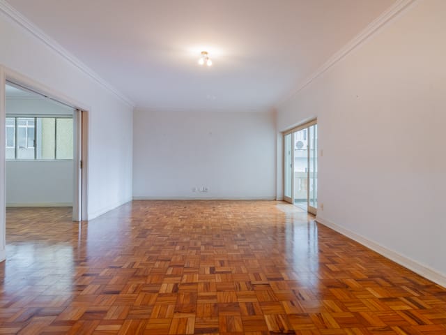 Apartamento com 229m² 3 quartos e 2 banheiros, à venda, no bairro Higienópolis em São Paulo