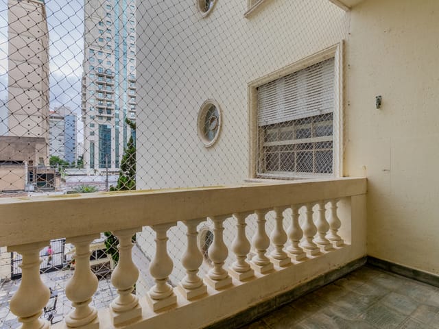 Apartamento com 229m² 3 quartos e 2 banheiros, à venda, no bairro Higienópolis em São Paulo