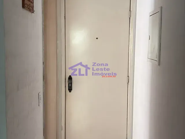 Apartamento 2 quartos e 1 banheiro, para alugar, no bairro Vila Carmosina em São Paulo