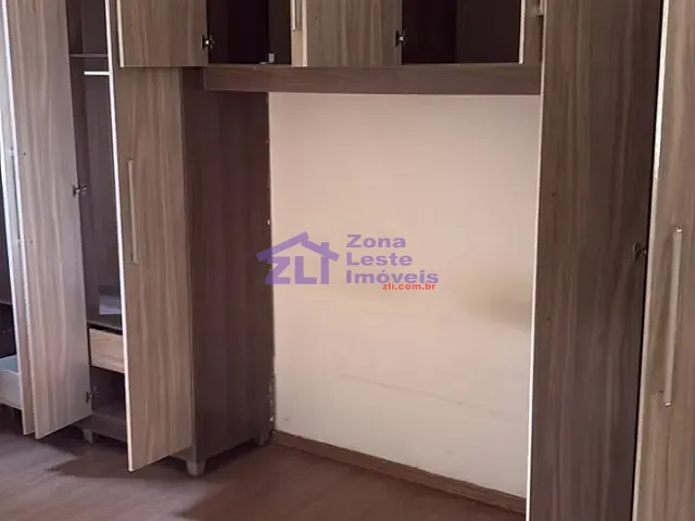 Apartamento 2 quartos e 1 banheiro, para alugar, no bairro Vila Carmosina em São Paulo
